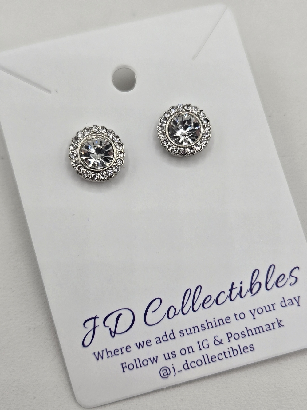 Swarovski Crystal Elements Silver Stud Earrings Floral Halo Clear Prom Bridal
